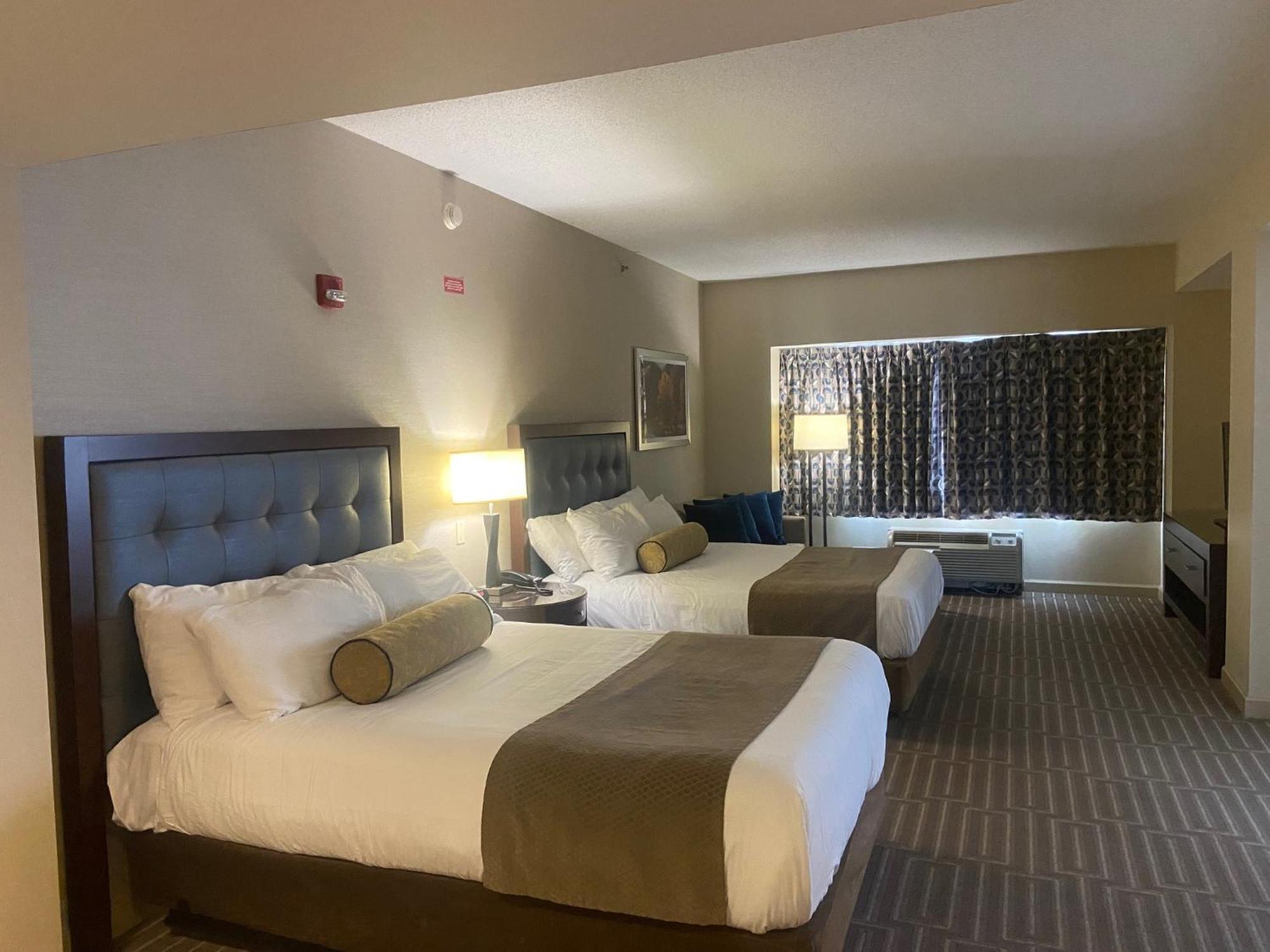 Mountaineer Casino Resort New Cumberland エクステリア 写真